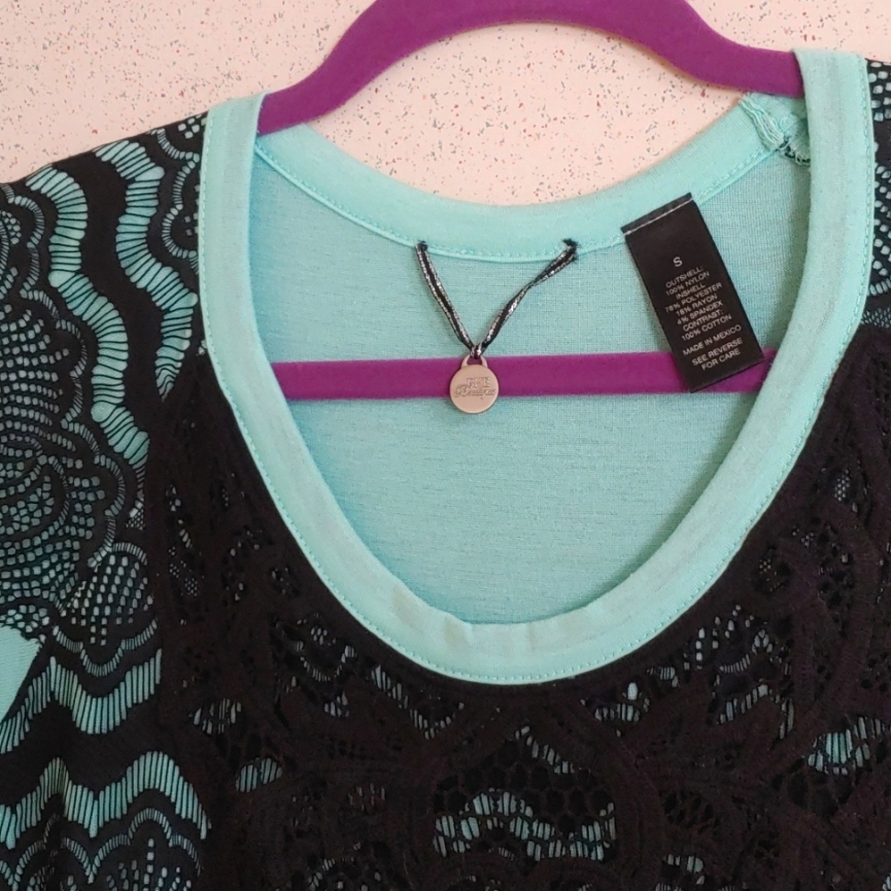 BKE Boutique Lace Tee - S - Picture 2 of 3